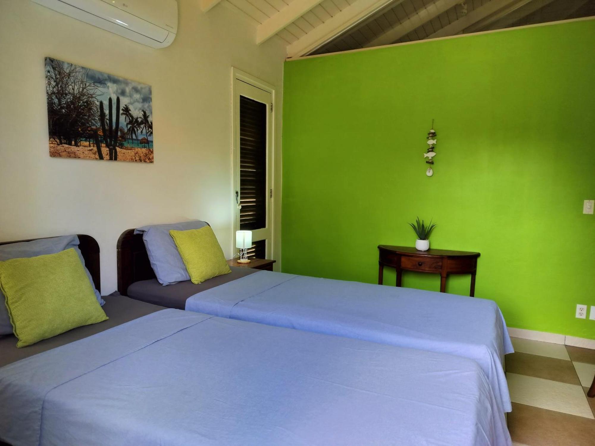 Blue Bay Beach Villa At Pool And Golfcourse Exterior foto